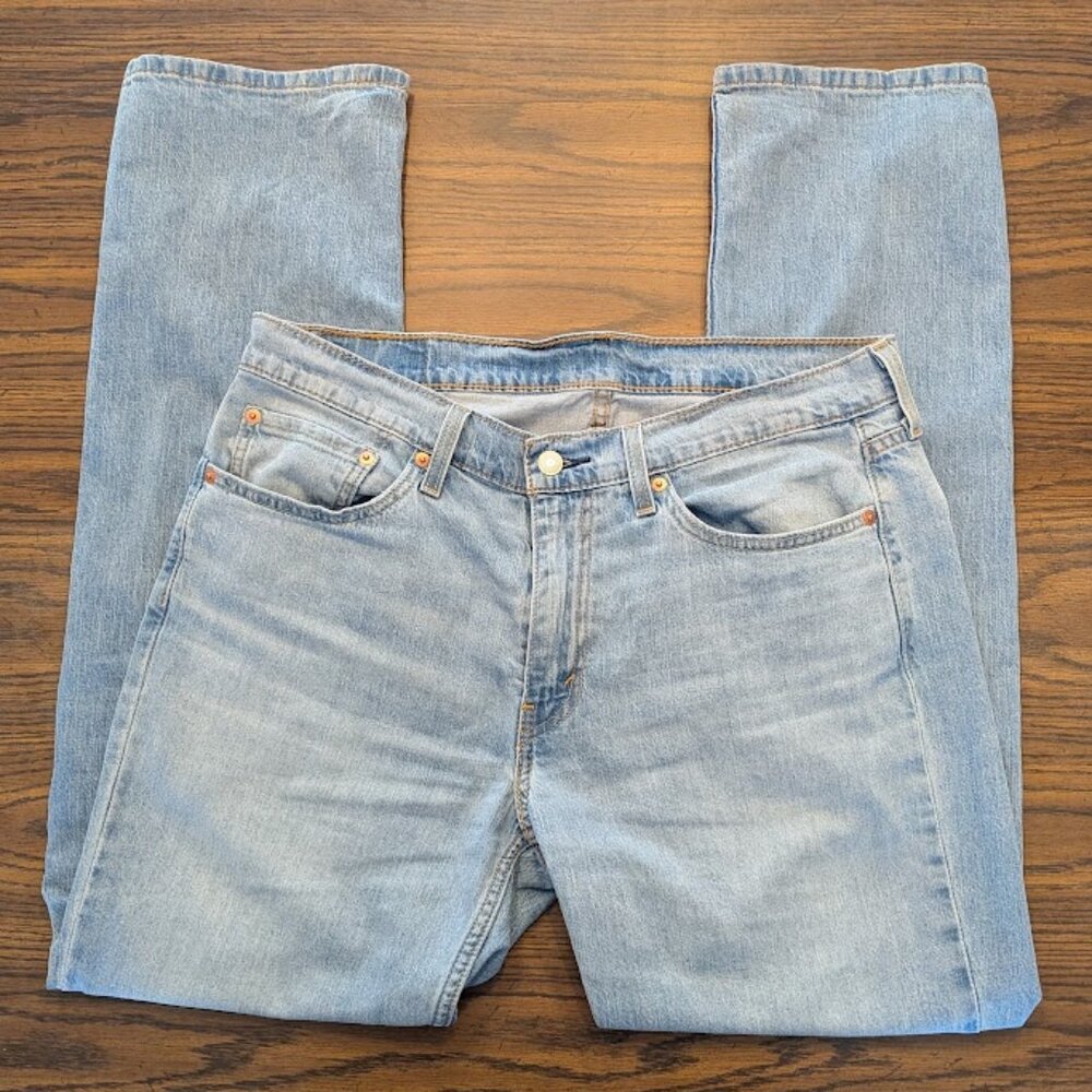 Levi 514 Men's 33 x 32 Straight Fit Jeans